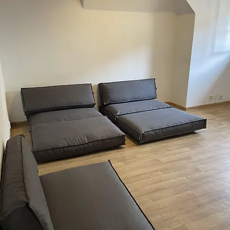 Hostel Little Quarter *