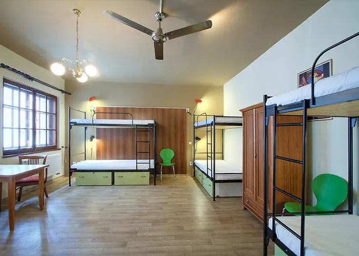 Little Quarter ホステル プラハ