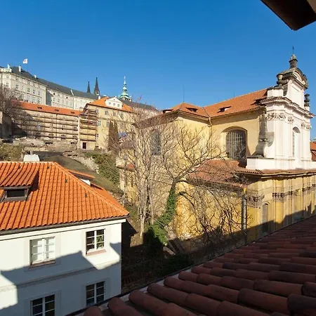 Little Quarter Vandrarhem *