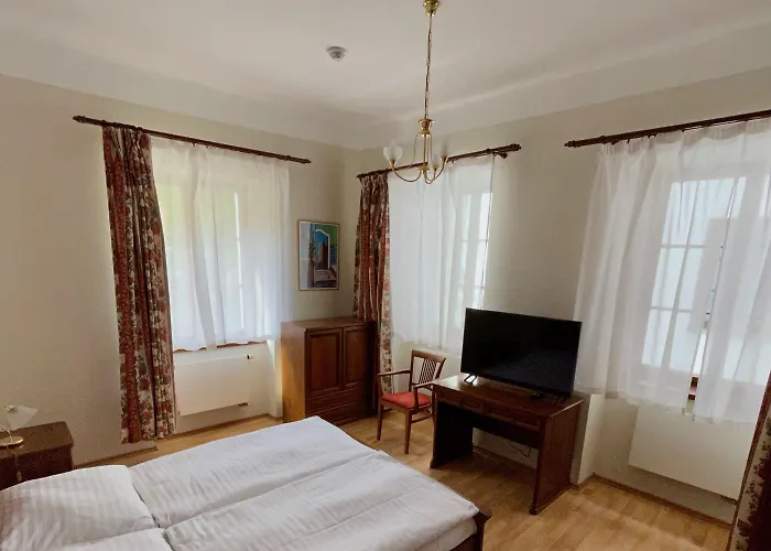 Hostel Little Quarter